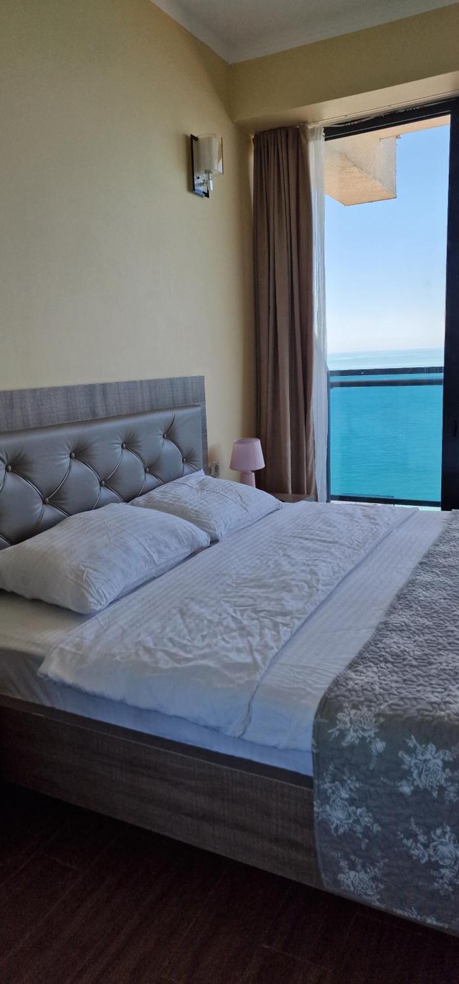 Your Beach Tower Batumi Exterior foto